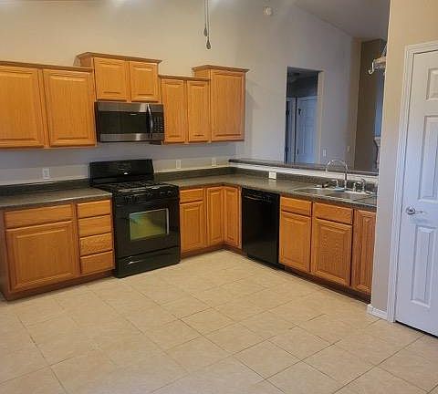 3rd image of 25946 E 89th Pl S