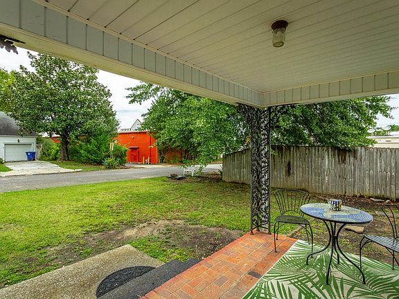 4th image of 6 S Brooks Ave