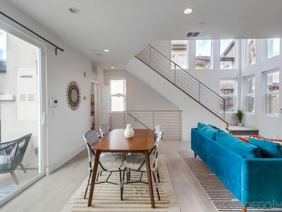 7867 Modern Oasis Dr, San Diego, CA, 92108