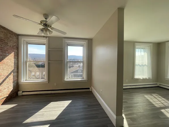 72 Park St #301, Adams, MA 01220