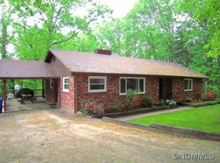 17 Kay Pl, Asheville, NC 28806