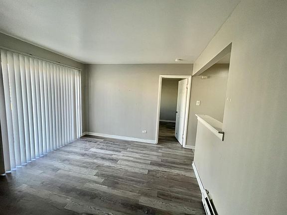3rd image of 12531 S Ashland Ave APT 6