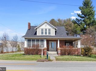 3335 Grandview Rd, Hanover, PA 17331