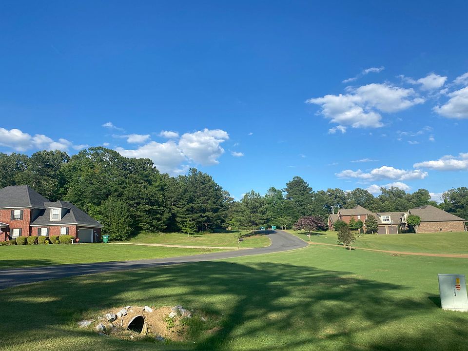 2nd image of 9987 Cypress Bend Dr