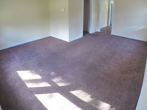 2nd image of 105 W 25th St
