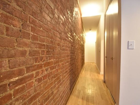 5th image of 306 W 80th St APT 1D