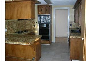 4th image of 2401 W 231st St