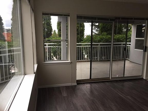 Living Room w/Deck