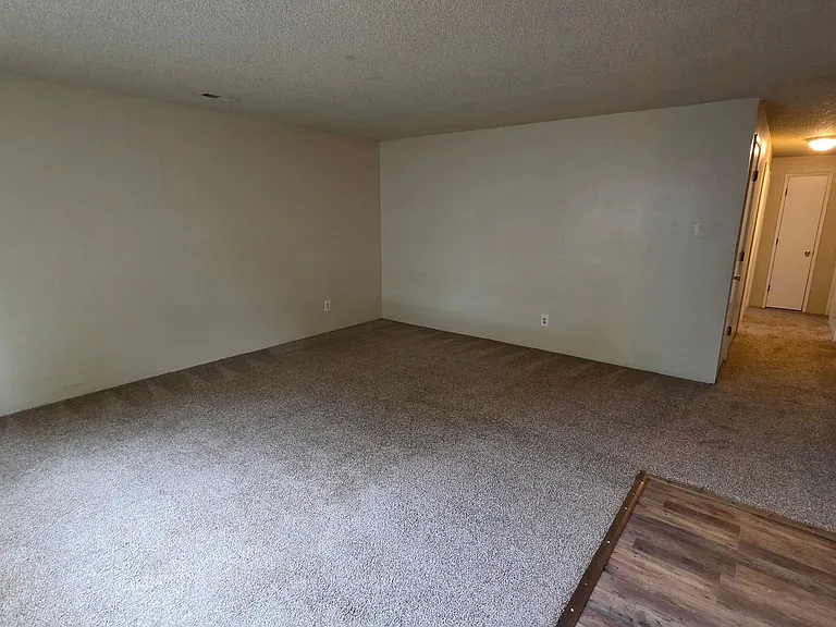 1112 Withington St — Photo 8