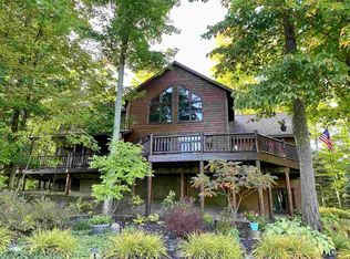 1796 Stonehedge Ct, Harbor Springs, MI 49740
