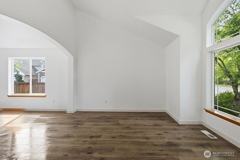 4th image of 6713 SE 3rd Street