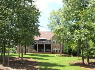 384 Herrington Dr, Cross Hill, SC 29332