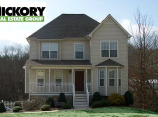 112 Buck Shoals Cir, Hudson, NC 28638