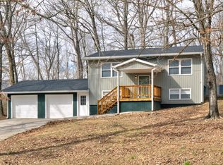 218 Fourth Way Dr, Powells Crossroads, TN 37397