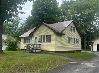 92 Michigan St, Millinocket, ME 04462