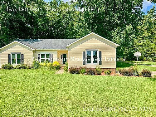 7301 Gilead Rd Photo 1