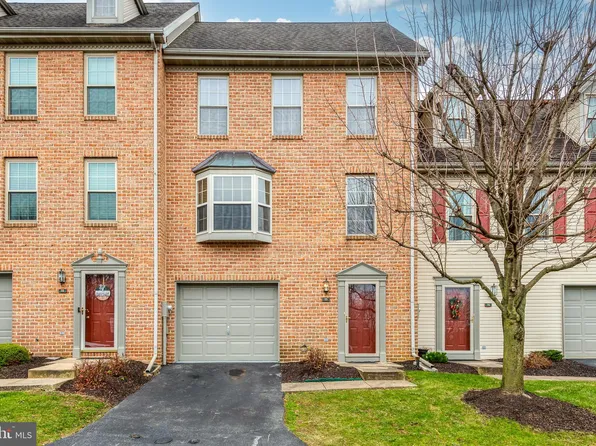 73 Jayme Dr, York, PA 17402