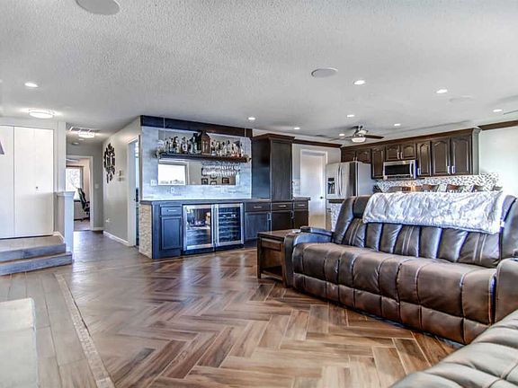 3rd image of 2541 E Lakeshore Dr Unit A-61