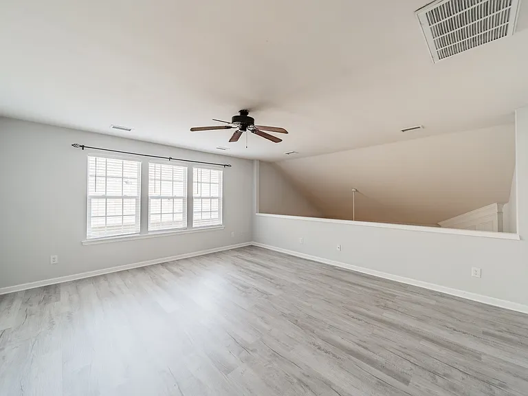 2139 Ashley River Rd — Photo 9