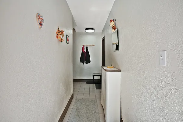 Sold by Energized Realty Group | media 15