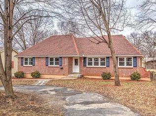 4408 Grandview Rd, Kansas City, MO 64137