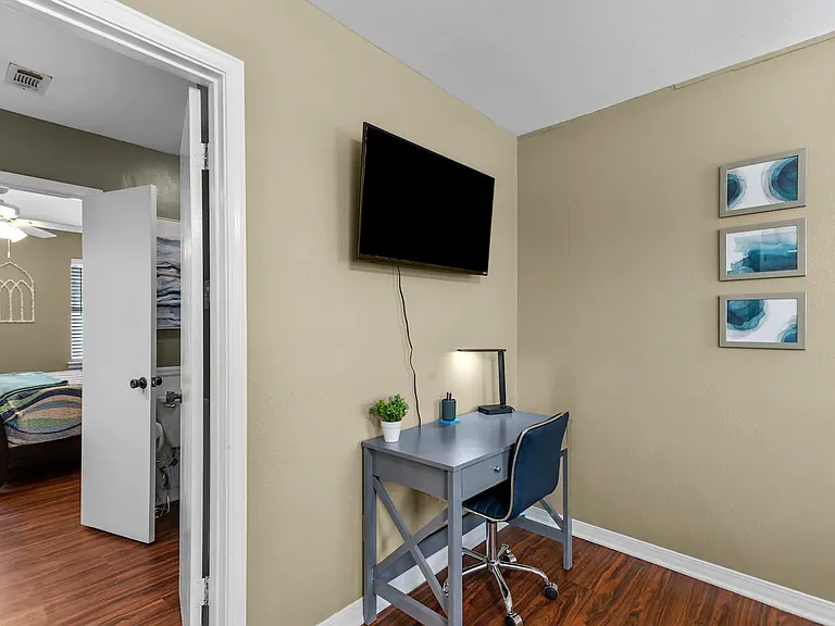 10307 Loma Vista Dr — Photo 7
