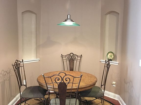 3rd image of 12429 Blackwater Ct