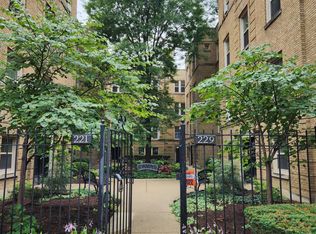 229 Washington Blvd #2, Oak Park, IL 60302
