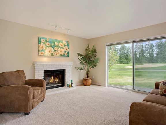 5th image of 25611 Lake Wilderness Country Club Dr SE #C