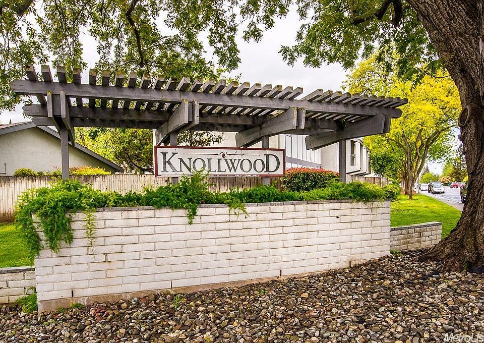 1st image of 674 Knollwood Dr