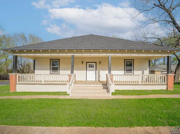 1104 N Bolivar St, Marshall, TX 75670
