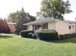 415 W Crystal Ave, Lombard, IL
