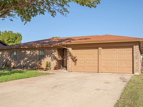 3rd image of 404 Edwards Dr