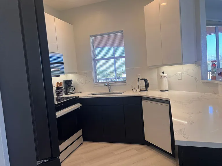 1316 Gondola Park Dr — Photo 11