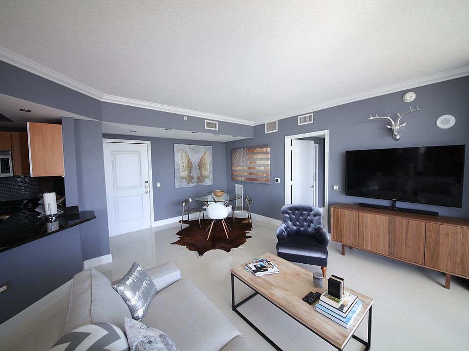 1st image of 480 NE 30th St APT 1705