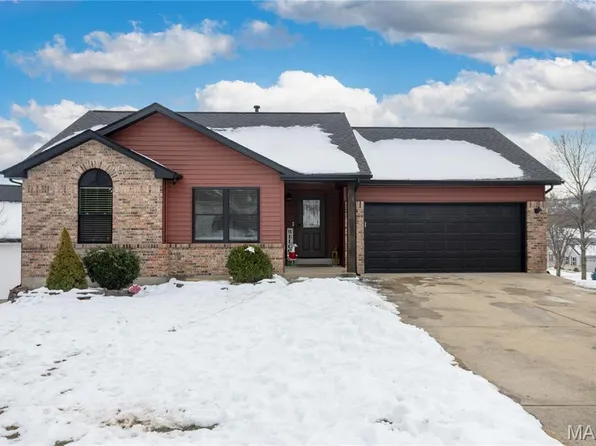 5300 Ambrose Xing, Imperial, MO 63052