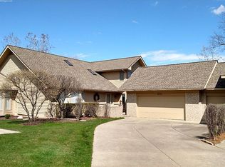 4529 Ravenwood Dr, Grand Blanc, MI 48439
