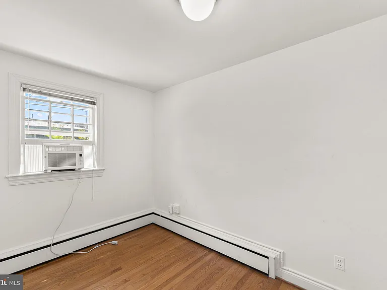 3341 Dent Pl NW — Photo 24