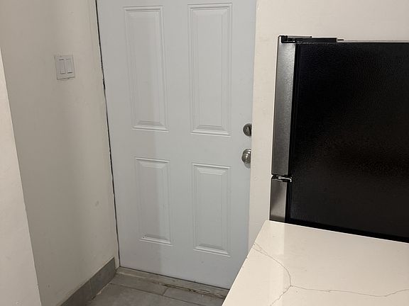 3rd image of 510 N 6th St #B