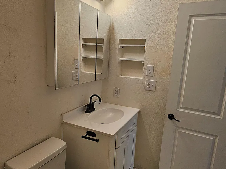 Common Bathroom