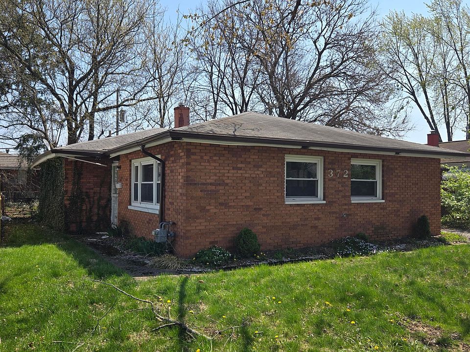 2nd image of 372 Pineview Dr