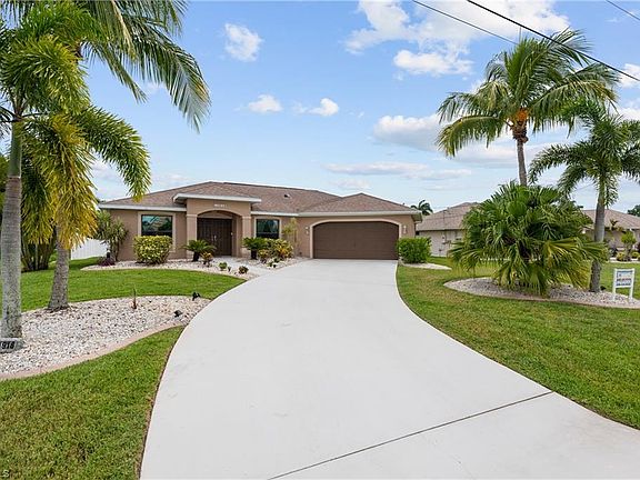 2nd image of 1916 SW 54th Ln