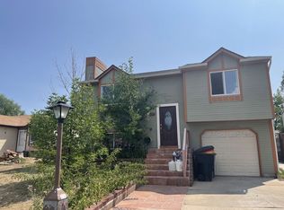 2174 Hackberry Cir, Longmont, CO 80501