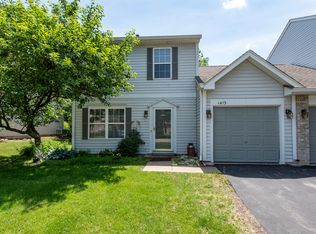 1413 W Split Oak Cir, Round Lake Beach, IL 60073