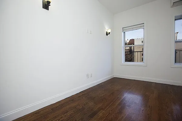 Rented by Platinum Properties | media 19