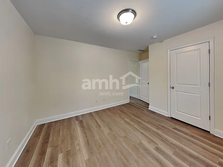 2474 Beal St — Photo 20