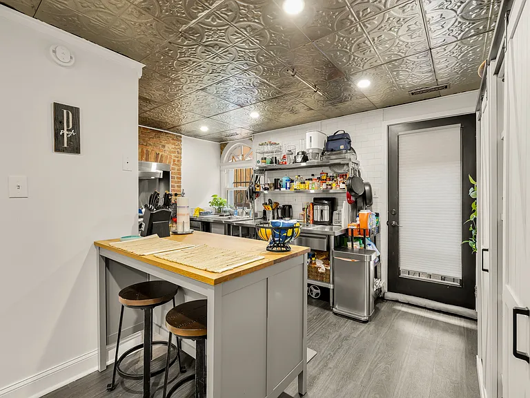 340 U St NW — Photo 27