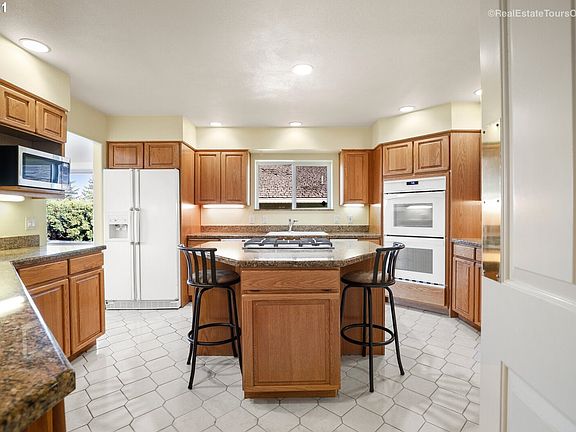 5th image of 14480 SE Vista Ln