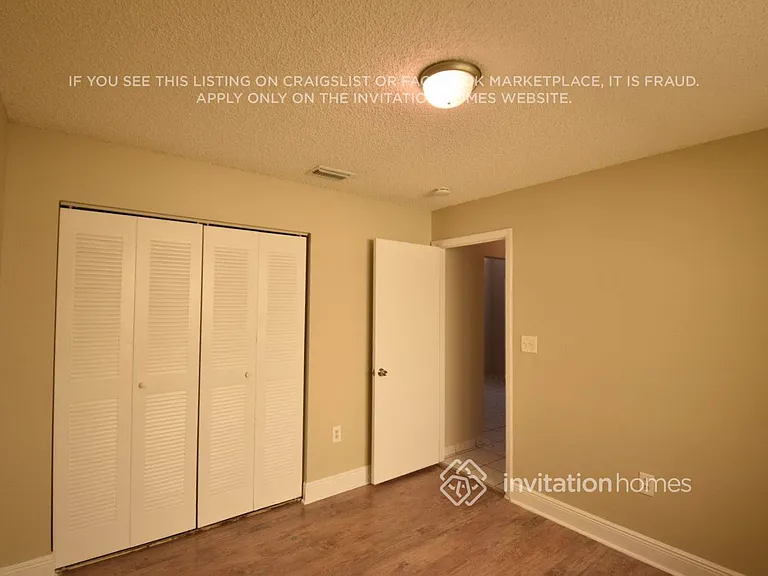 10061 SW 222nd St — Photo 11