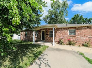 1301 Orchard St, Belleville, IL 62221